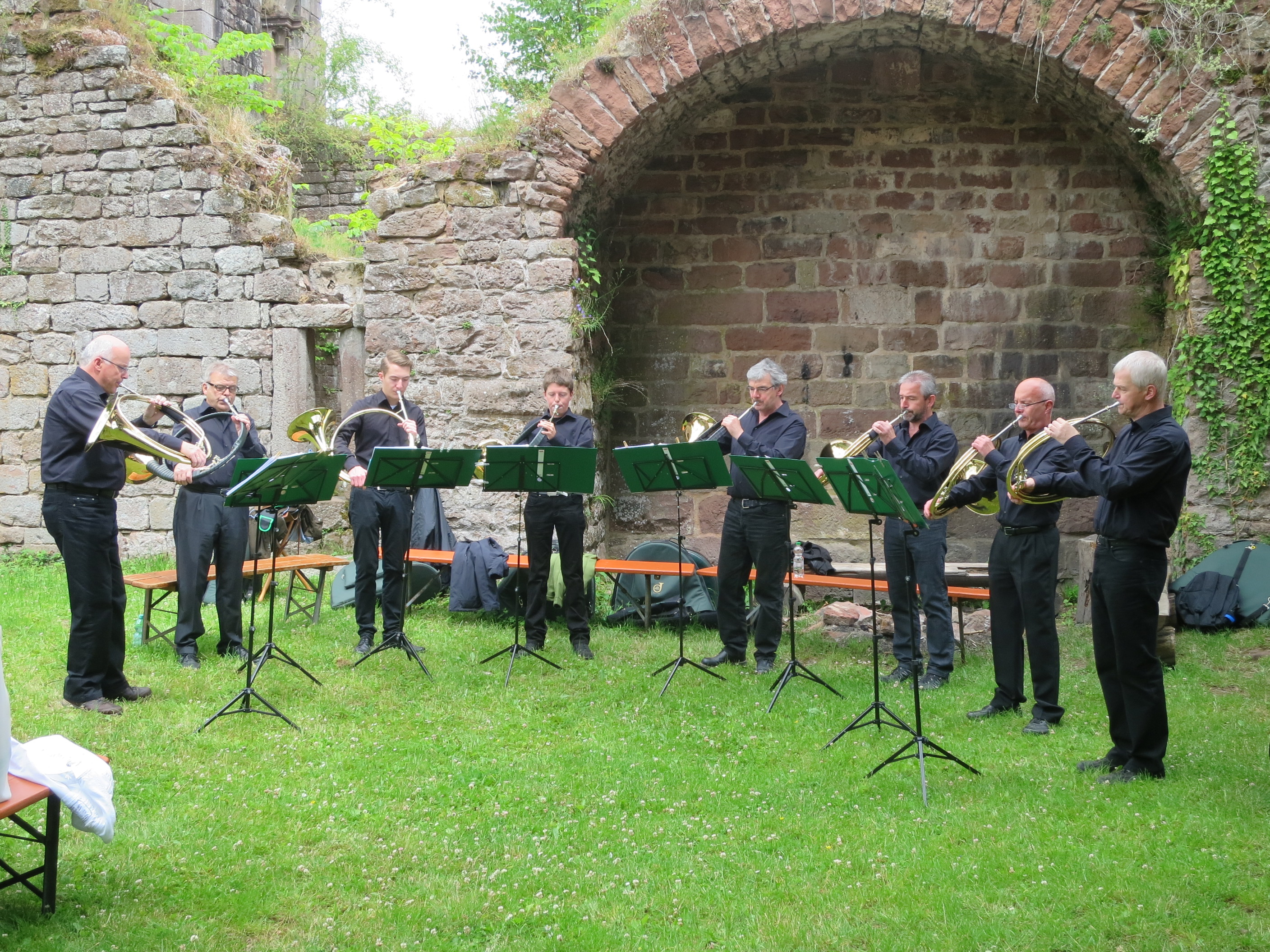 Parforcehorn-Ensemble auf der Wildenburg
